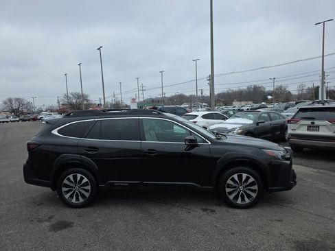 Used 2023 Subaru Outback Limited image 4