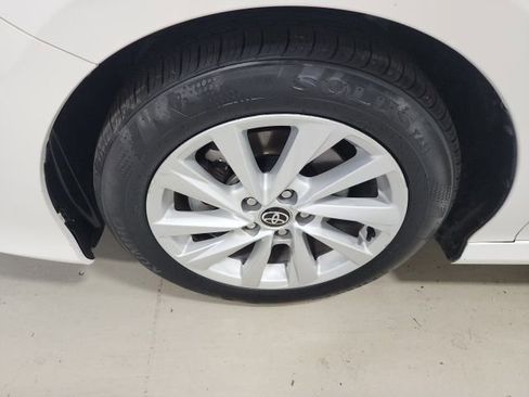 Used 2022 Toyota Camry LE image 35