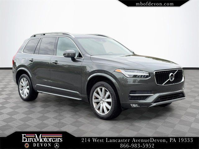 Used 2018 Volvo XC90 T5 Momentum w/ Convenience Package AWD/4WD image 1