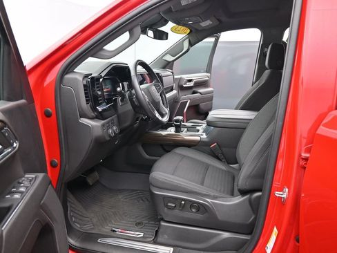 Used 2023 Chevrolet Silverado 1500 RST AWD/4WD image 17