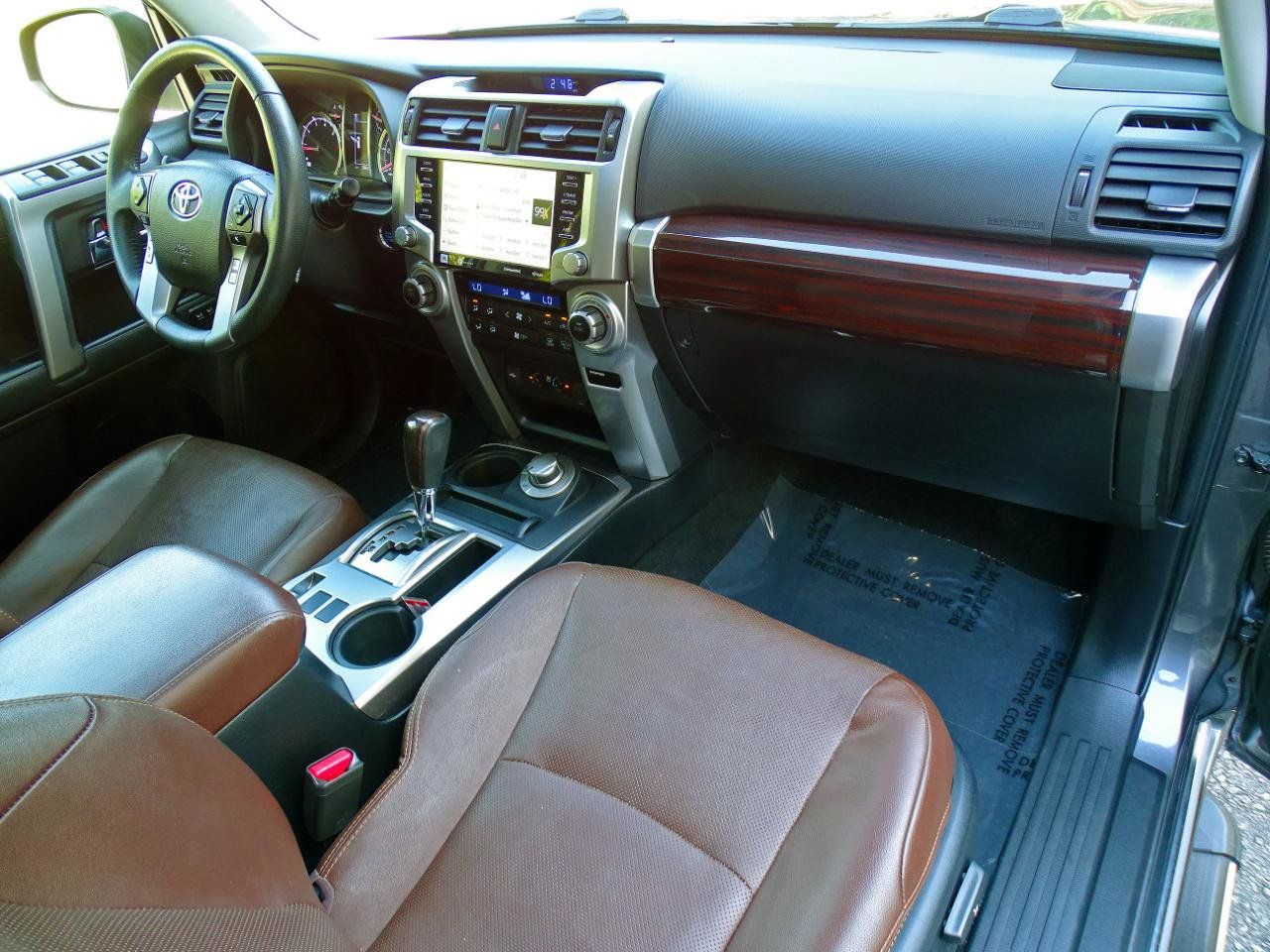 Used 2021 Toyota 4Runner Limited AWD/4WD image 39