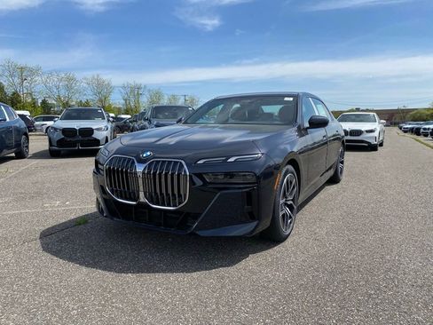 New 2026 BMW 740i xDrive AWD/4WD image 1