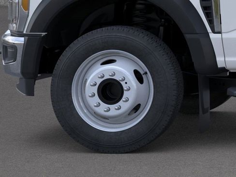 New 2026 Ford F550 2WD Regular Cab Super Duty image 44