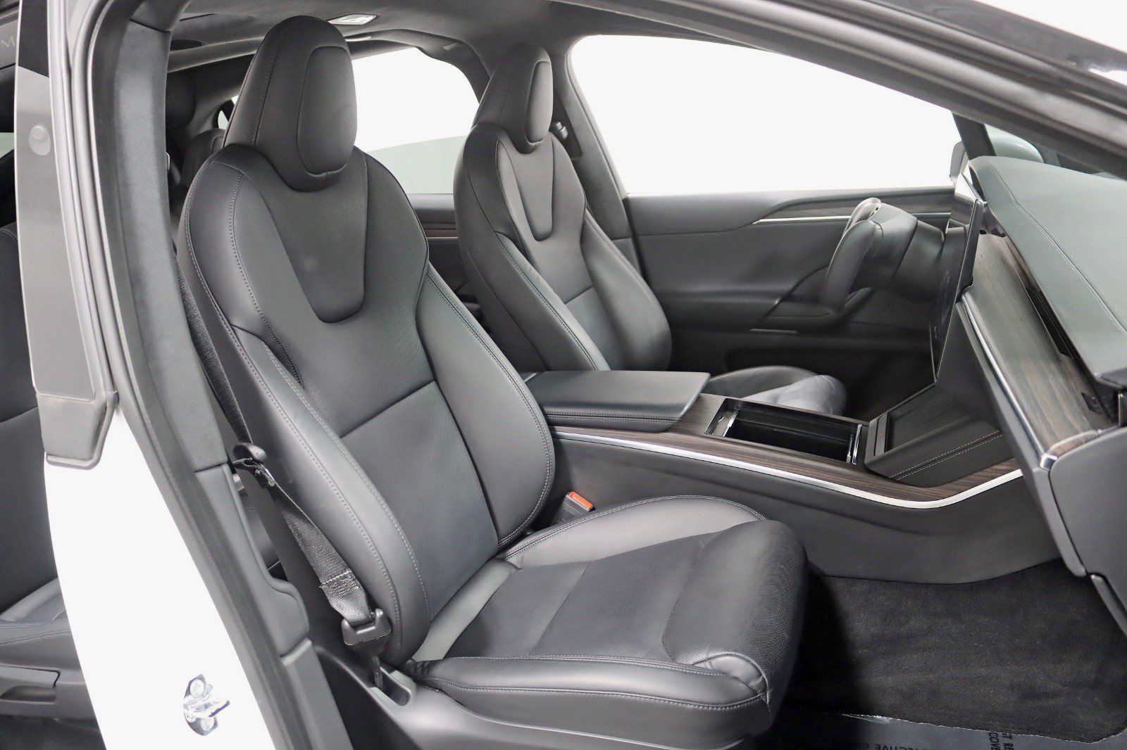 Used 2023 Tesla Model X AWD/4WD image 29