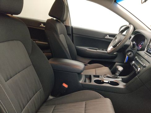 Used 2020 Kia Sportage LX image 21