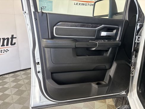 Used 2024 RAM 2500 Big Horn image 7