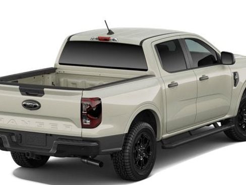 New 2026 Ford Ranger XLT w/ Black Appearance Package RWD image 3