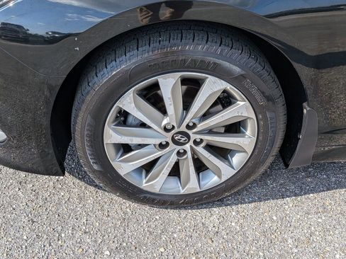 Used 2017 Hyundai Sonata Sport image 11