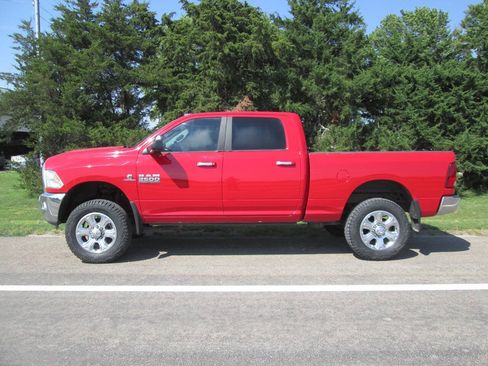 Used 2015 RAM 2500 Big Horn AWD/4WD image 2