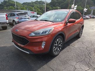 Used 2020 Ford Escape SEL AWD/4WD video 3