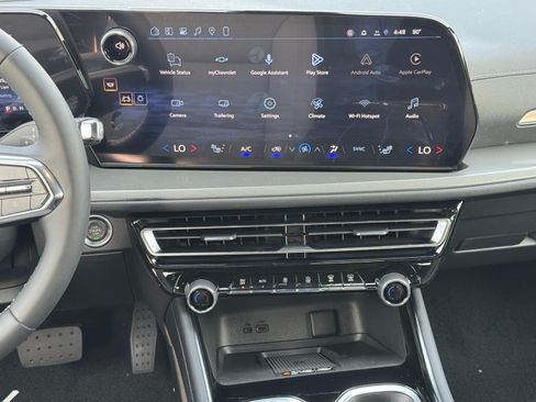 New 2027 Chevrolet Traverse LT AWD/4WD image 8