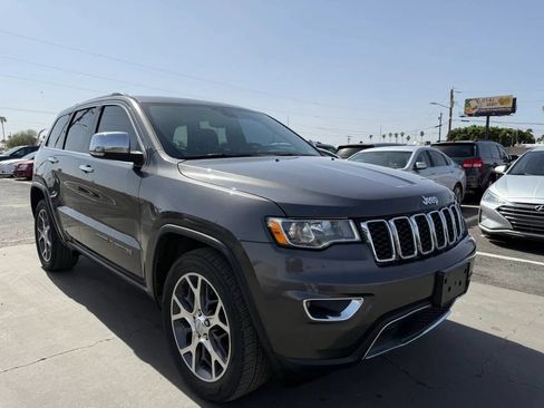 Used 2019 Jeep Grand Cherokee Limited RWD image 11