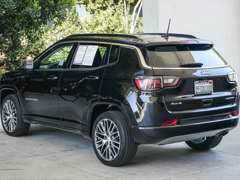 Used 2022 Jeep Compass Limited w/ Elite Group AWD/4WD image 4