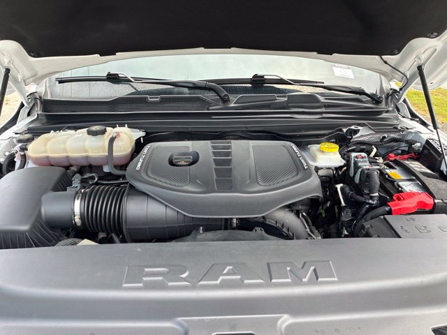 Used 2025 RAM 1500 Limited AWD/4WD image 22
