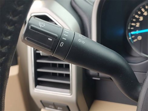 Used 2017 Ford F150 Lariat image 26