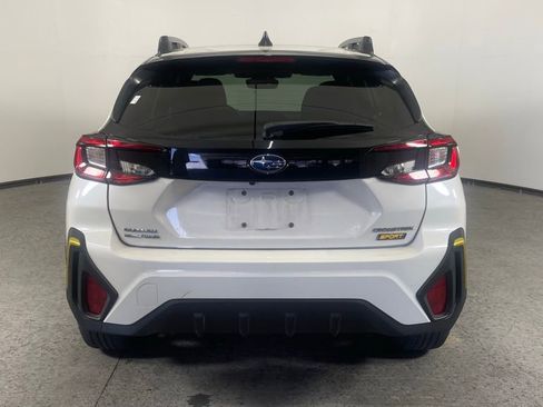 Used 2024 Subaru Crosstrek 2.5i Sport w/ Crosstrek Mirror Package AWD/4WD image 4