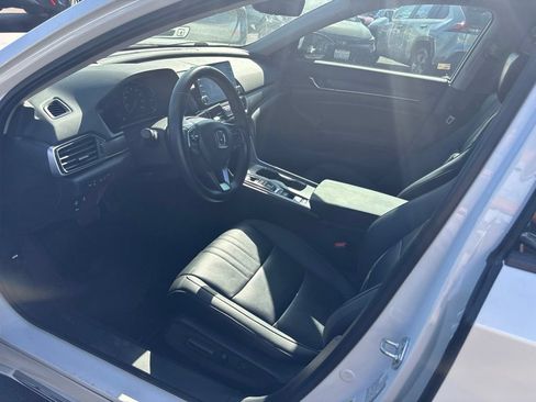 Used 2022 Honda Accord Touring image 15