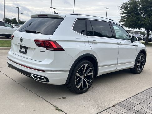 Used 2024 Volkswagen Tiguan SEL R-Line AWD/4WD image 11