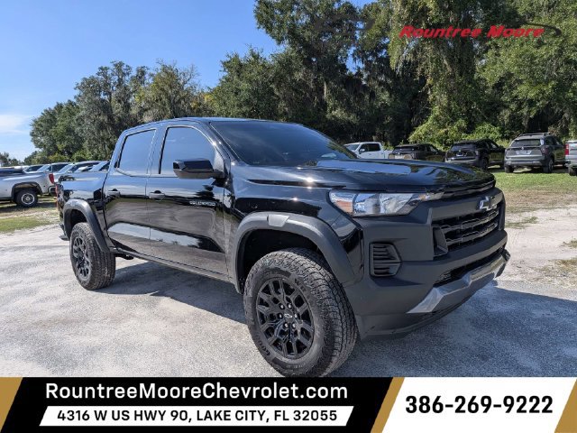 Used 2026 Chevrolet Colorado Trail Boss AWD/4WD image 1