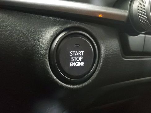 Used 2022 MAZDA MAZDA3 s FWD image 33