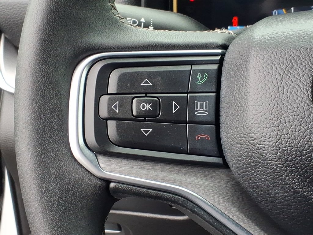 Used 2023 Jeep Wagoneer Series II AWD/4WD image 11