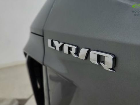 Used 2024 Cadillac Lyriq Luxury AWD/4WD image 18