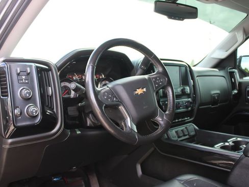Used 2018 Chevrolet Silverado 1500 LTZ Z71 w/ LTZ Plus Package AWD/4WD image 23