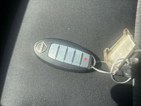 Used 2025 Nissan Altima 2.5 SV image 23