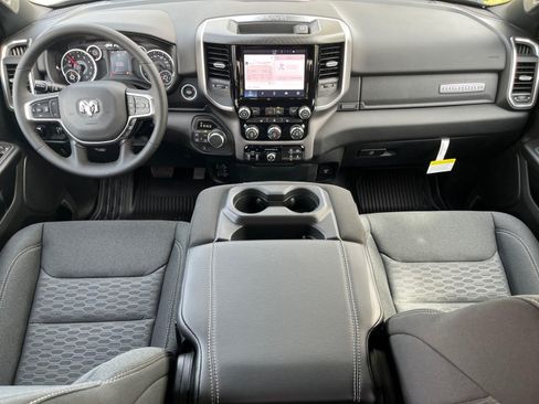 New 2026 RAM 1500 Big Horn AWD/4WD image 16