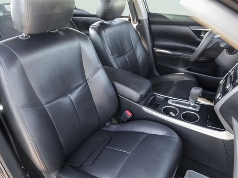 Used 2013 Nissan Altima 2.5 S image 31