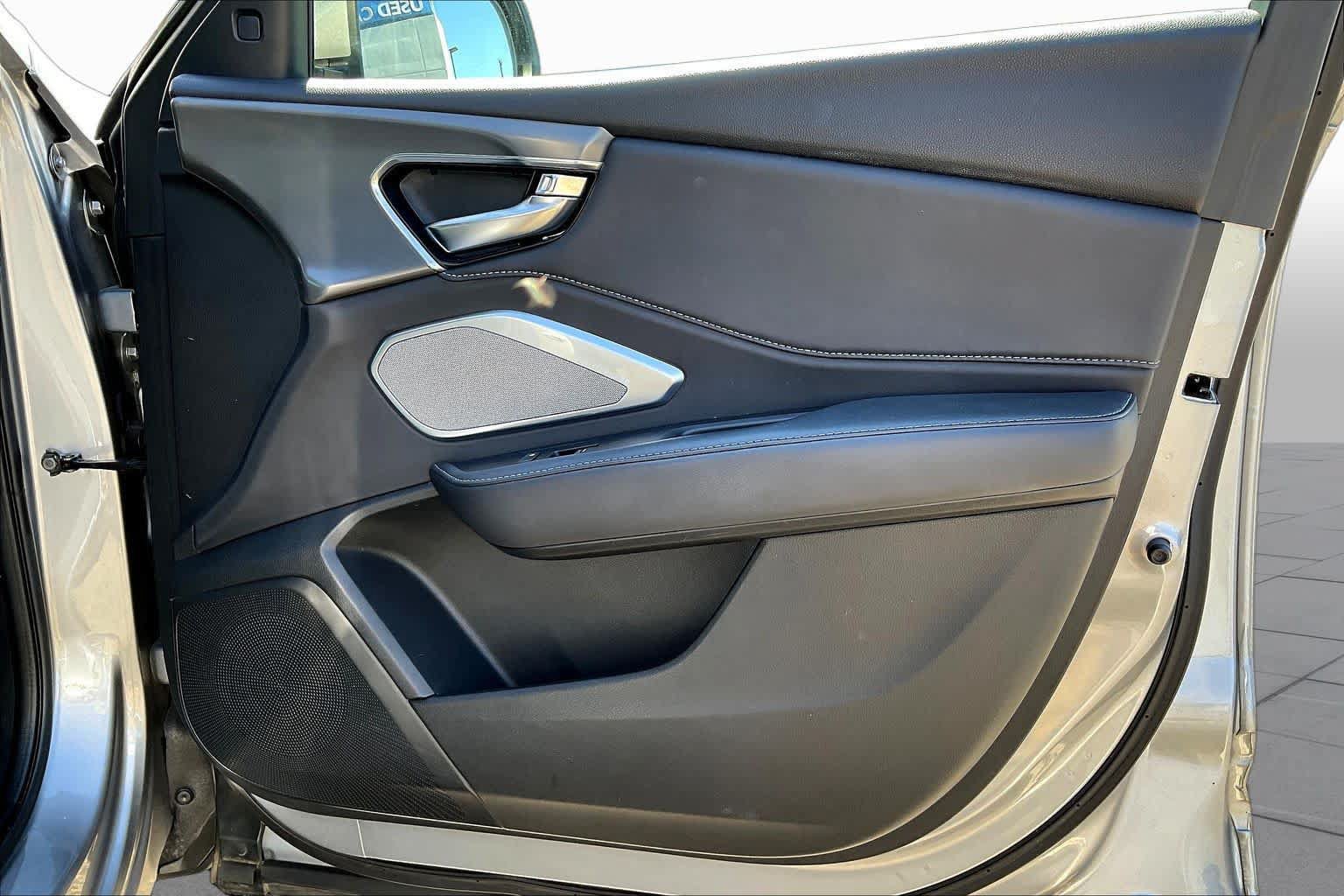 Used 2019 Acura RDX w/ Advance Package FWD image 23
