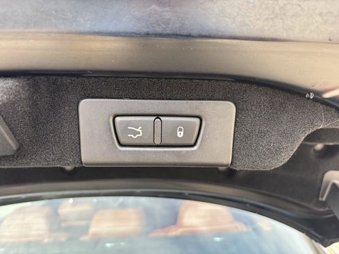 Used 2018 Maserati Ghibli image 21