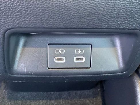 Certified 2023 Toyota Corolla LE image 19