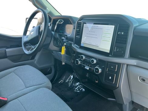 Used 2025 Ford F150 XLT w/ Equipment Group 301A Standard AWD/4WD image 16