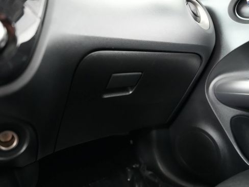 Used 2011 Nissan Juke SL w/ Sport Pkg AWD/4WD image 39