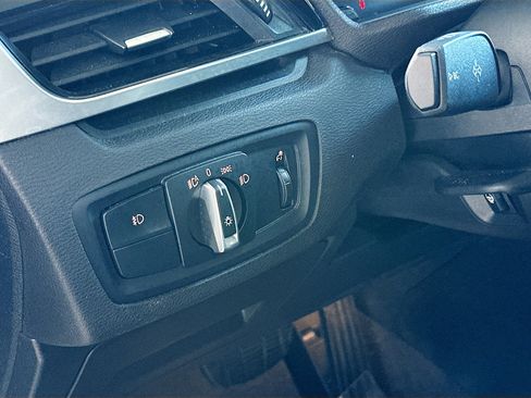 Used 2018 BMW X1 sDrive28i w/ Convenience Package image 10