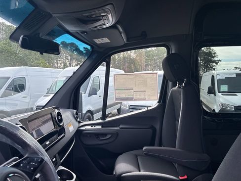 New 2026 Mercedes-Benz Sprinter 2500 image 52