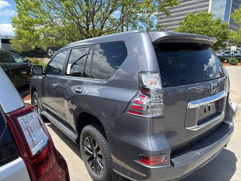Used 2023 Lexus GX 460 Premium w/ Premium Package AWD/4WD image 4