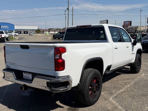 Used 2020 Chevrolet Silverado 3500 LT AWD/4WD image 5