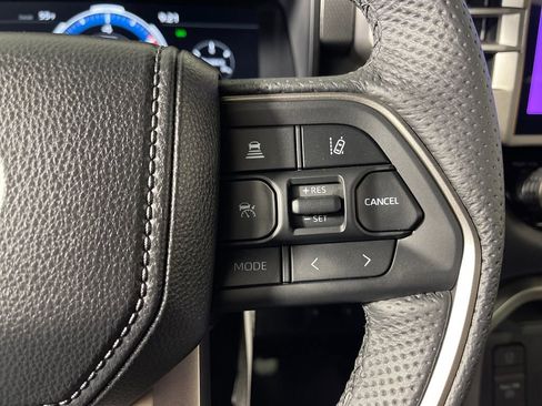 New 2026 Toyota Tundra Limited AWD/4WD image 27