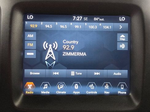 Used 2018 Jeep Compass Trailhawk w/ Navigation Group AWD/4WD image 25