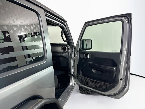 Used 2020 Jeep Wrangler Sport AWD/4WD image 26