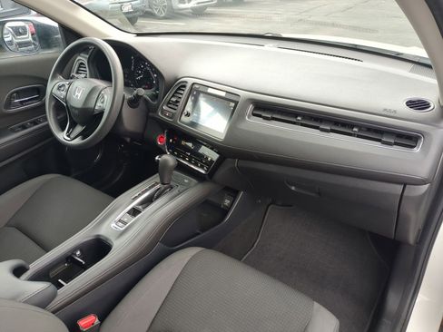 Used 2019 Honda HR-V EX image 34