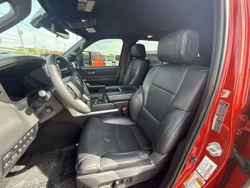 Used 2024 Toyota Sequoia Platinum AWD/4WD image 11