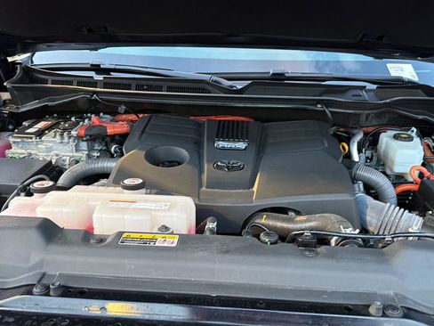 Used 2022 Toyota Tundra TRD Pro AWD/4WD image 37
