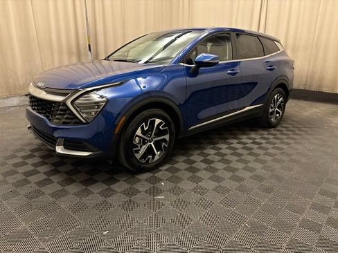 Certified 2025 Kia Sportage EX FWD image 1