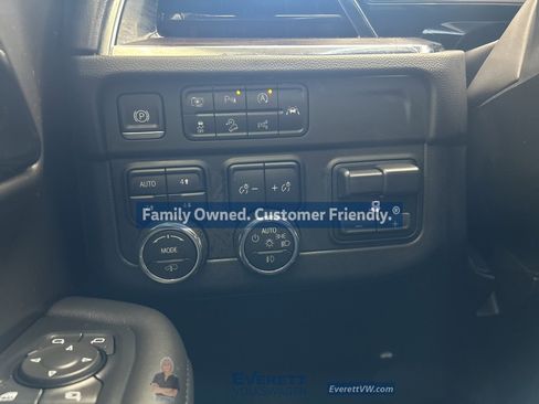 Used 2025 Chevrolet Tahoe Z71 w/ Z71 Off-Road Package image 13