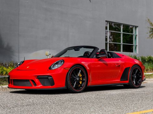 Used 2019 Porsche 911 Speedster RWD image 19