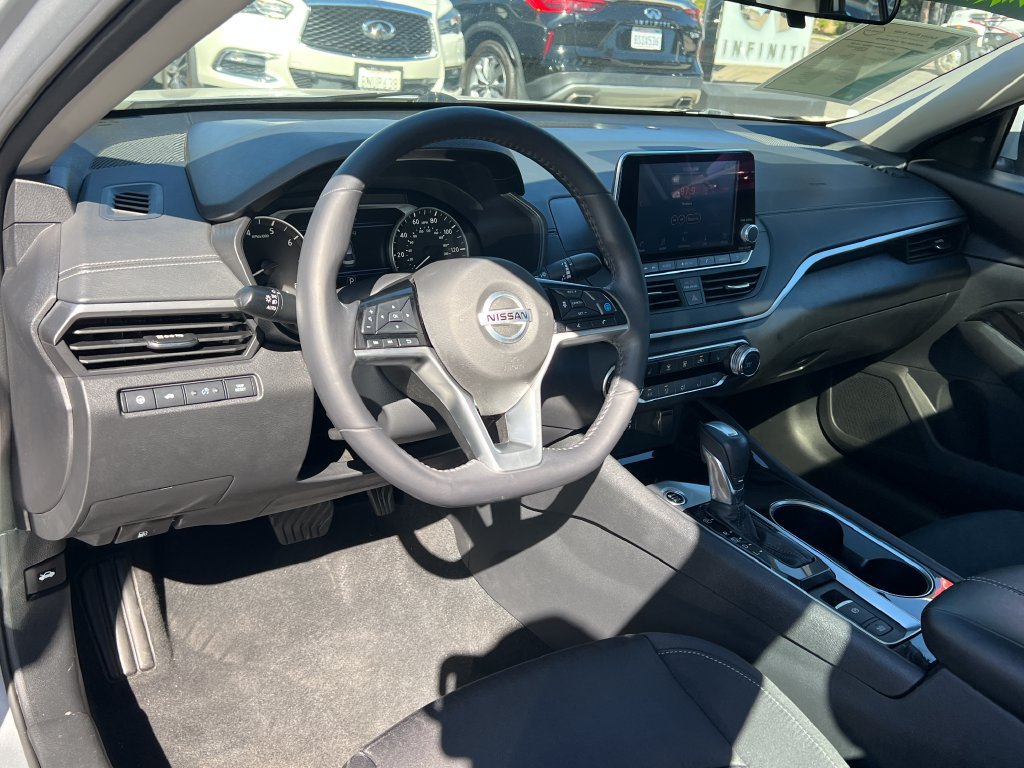 Used 2021 Nissan Altima 2.5 SV w/ SV Premium Package FWD image 21