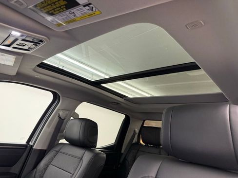 Used 2024 Toyota Tundra Limited image 19